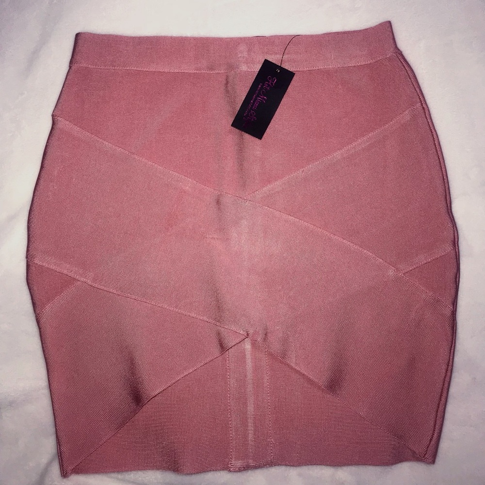 Hot Miami Styles bandage skirt 😻
